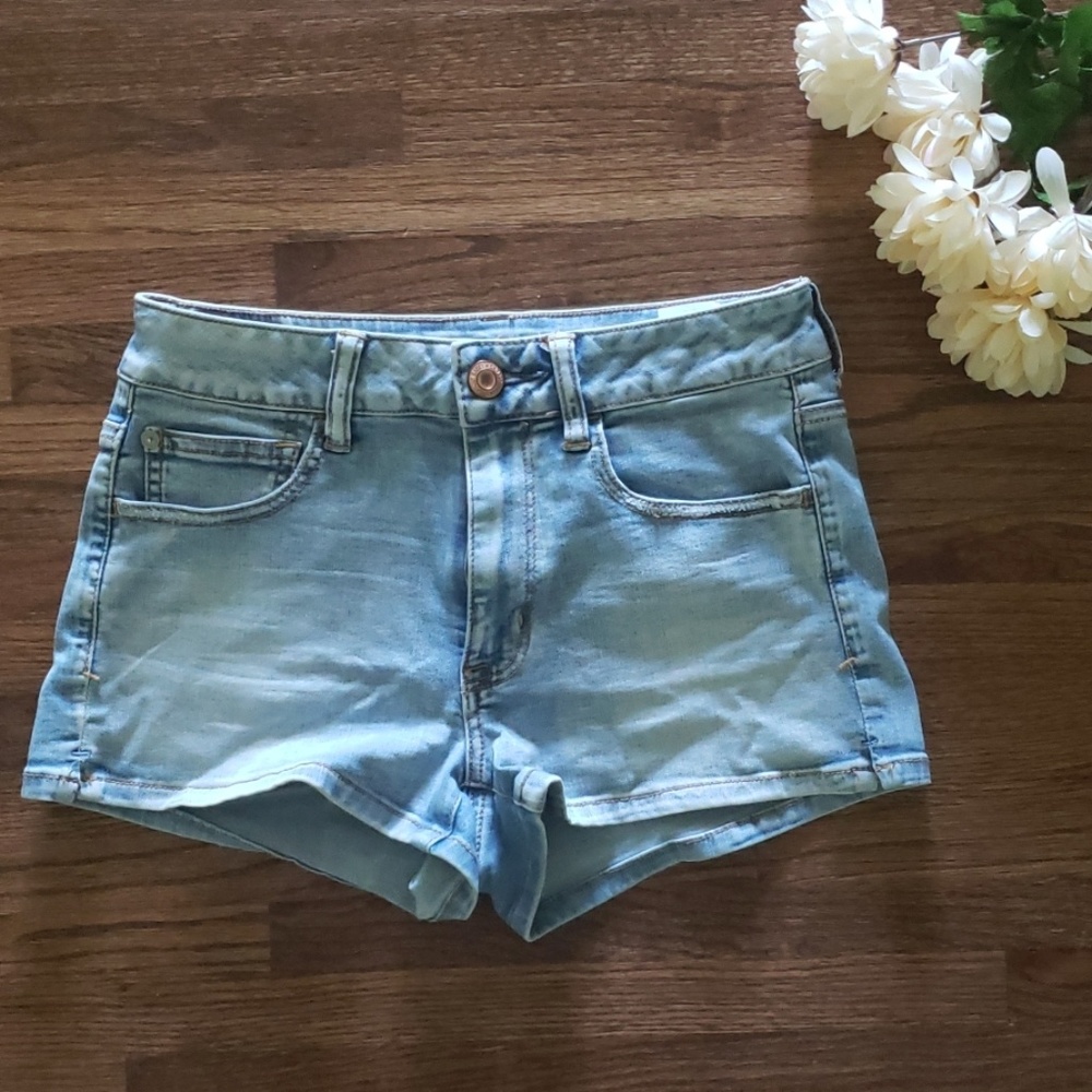 High waisted denim shorts